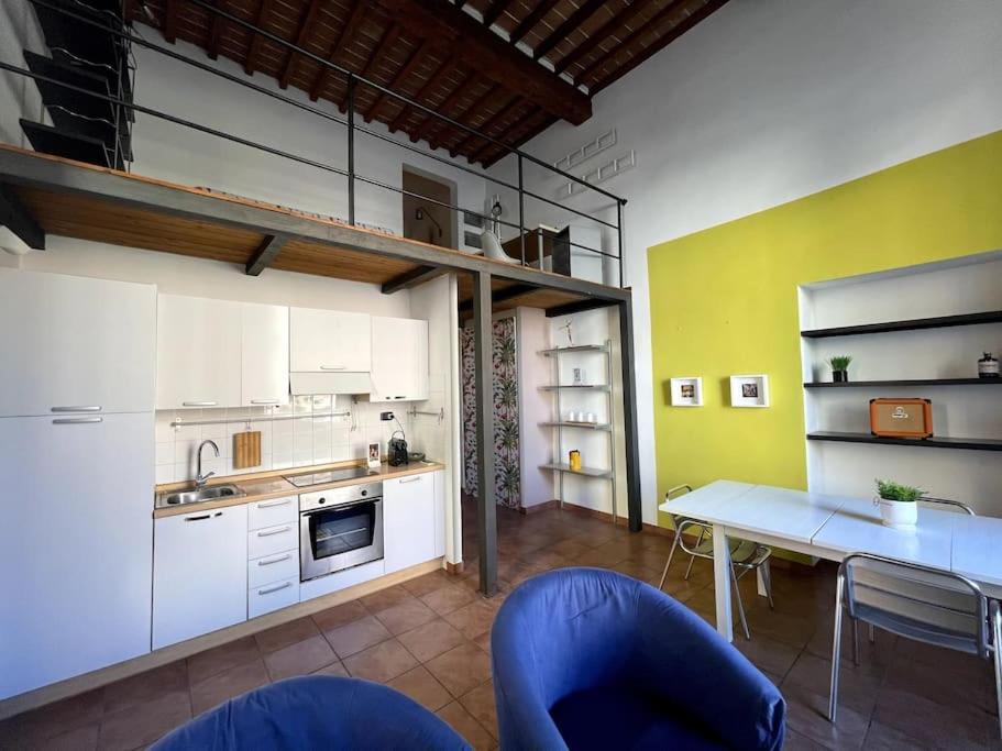 Loft Storico In Pieno Centro! Apartment Ливорно Екстериор снимка